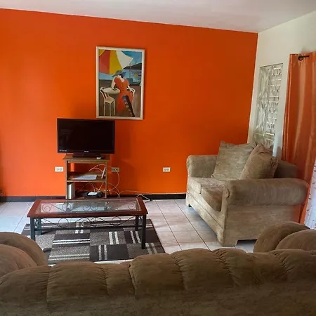 Finest Accommodation Renfrew Place 1 Bedroom Apt # 42 New Kgn 4--12 Renfrew Rd Kingston Exterior foto