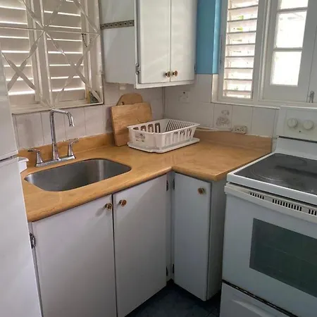 Finest Accommodation Renfrew Place 1 Bedroom Apt # 42 New Kgn 4--12 Renfrew Rd Kingston Exterior foto