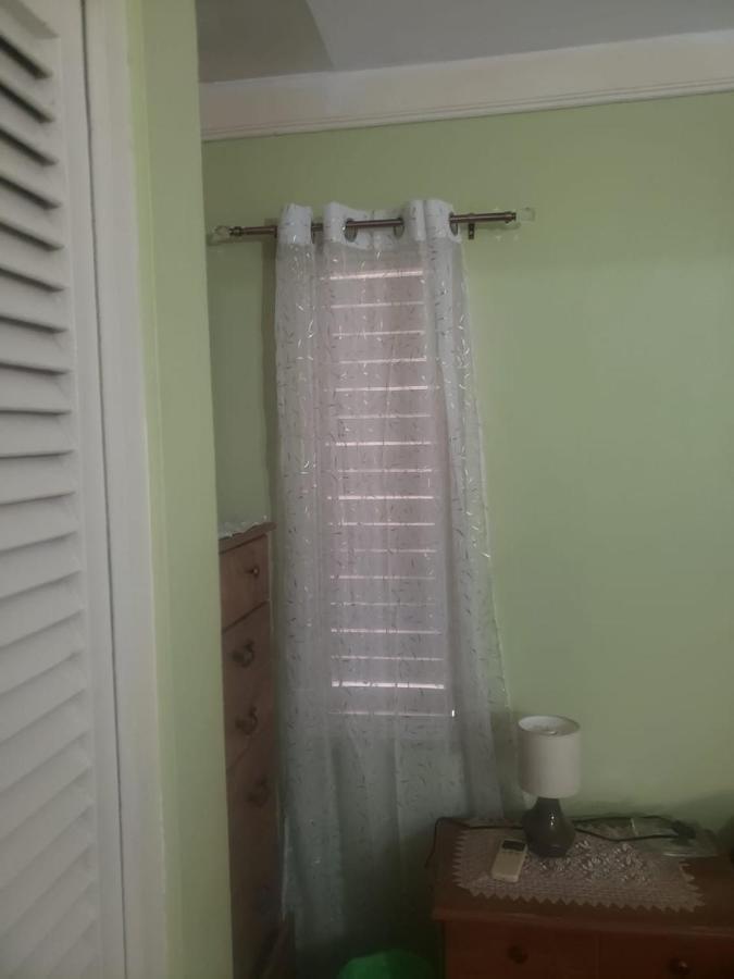 Apartment Finest Renfrew Place 1 Bedroom # 42 New Kgn 4--12 Renfrew Rd Kingston
